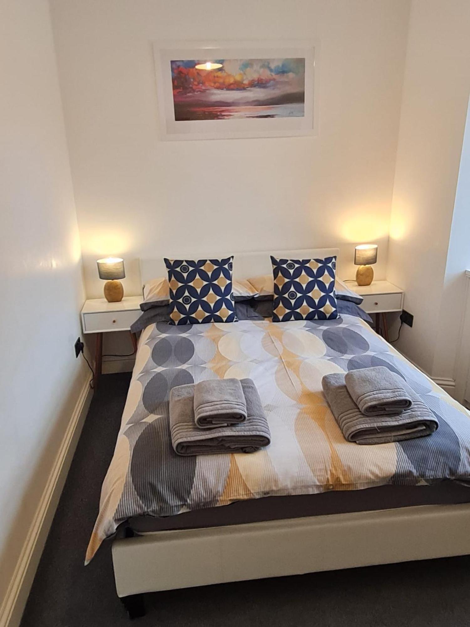 Cullen Holiday Home ภายนอก รูปภาพ
